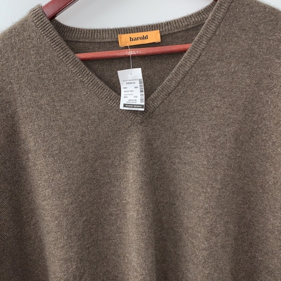 ❣️100% Cashmere❣️Harold XXL V-neck sweater Retail price $475 - Picture 5 of 10